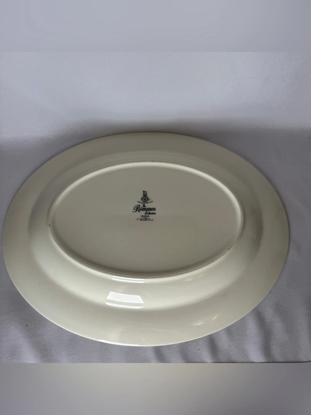 Royal Doulton Diana H5079 Medium Oval Serving Platter (13 1/2